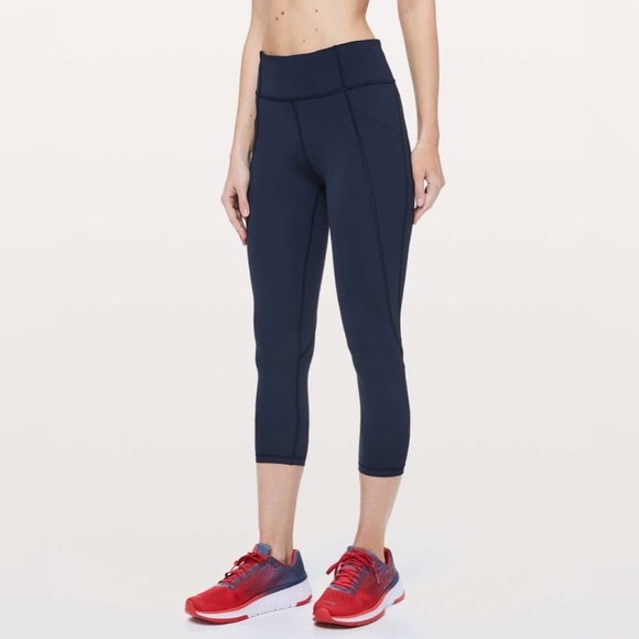 lululemon athletica Pants - Lululemon Time To Sweat Crop 23" Leggings in 
True Navy Size 8